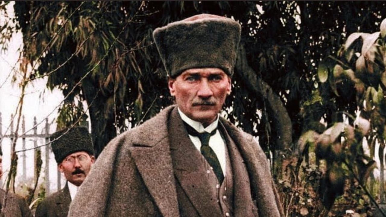 Alanya’da hocalara tepki: “Atatürk’ü konuşmuyorlar, yemin etmişler”