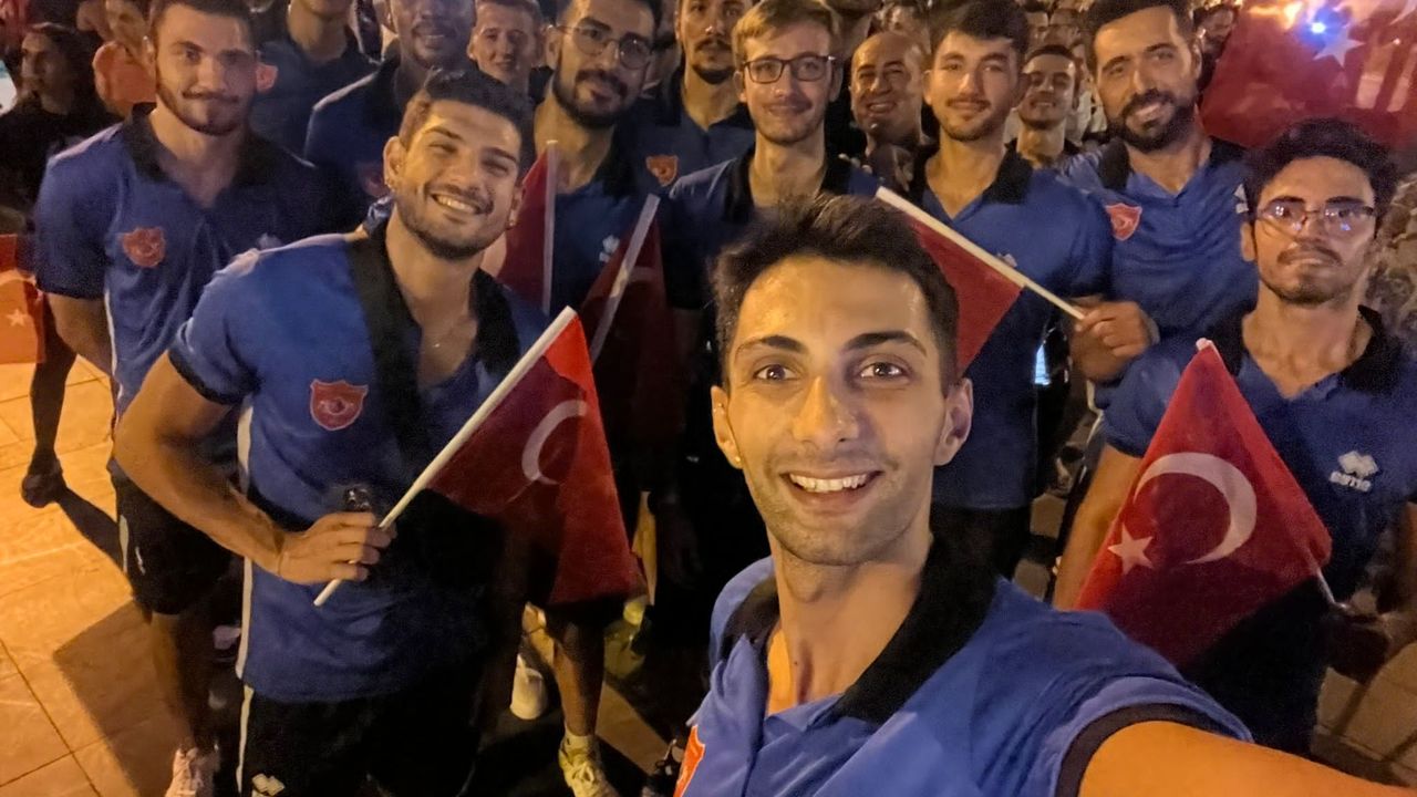 "Yarın Atatürk Spor Salonu kıpkırmızı olacak"