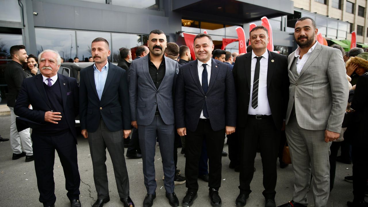 Başkan Yücel Konya’da MHP zirvesine katıldı