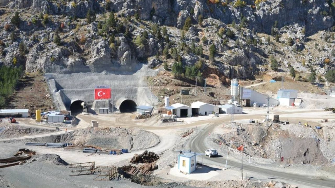Alanya - Konya yolunda müjde: Alacabel Tüneli, 2026 sonunda açılıyor!