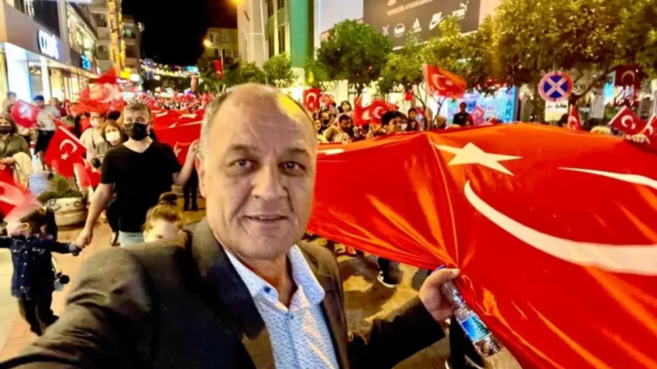 Annesini kaybetti: Fikret Arık’ın en zor vedası