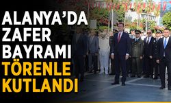 Alanya’da Zafer Bayramı törenle kutlandı