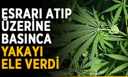İçinde uyuşturucu bulunan paketi yere attılar