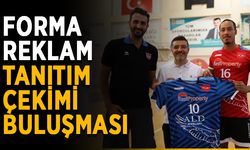 Forma reklam tanıtım çekimi buluşması