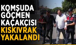 Komşuda göçmen kaçakçısı kıskıvrak yakalandı