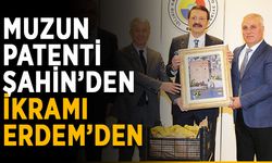 TOBB Başkanı Hisarcıklıoğlu, coğrafi işaretli muzu yedi
