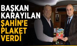Vergi Dairesi Başkanı Şahin’e plaket verdi