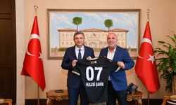 Başkan Çavuşoğlu, Vali Şahin’i ziyaret etti