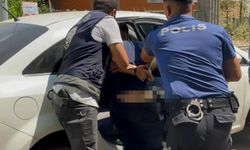 Alanya'da polis şüpheli aracının lastiğine ateş etti