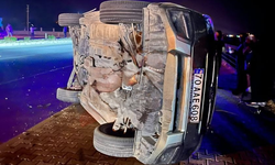 Alanya D-400’de kaza: Araç yan yattı