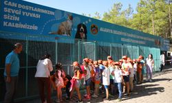 Çocuklar Hayvan Bakımevi ve Rehabilitasyon Merkezini gezdi