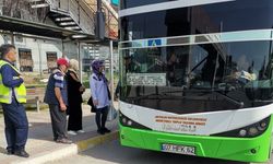 Alanya’da dolu geçen otobüsler isyan ettirdi