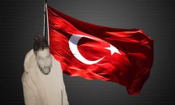 Alanya’da Türk bayrağını b*çakla kesen şahıs yakalandı