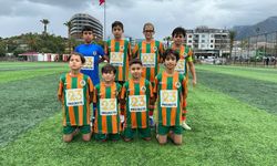 Alanyaspor’un akademi takımları namağlup şampiyon