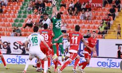 Sezonu 52 puanla kapattık; Alanyaspor 1,  Antalyaspor 1