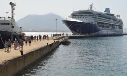 Alanya Limanı’na ikinci kez demirledi