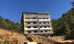 Alanya’da tarlaya apartman dikip ekiplere yakalandı