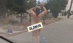 Alanya'da çırılçıplak soyundu, mezarlıkta duş aldı!