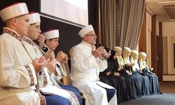 Alanya'da hafızlık merasimi: 15 öğrenciye taç ve cübbe giydirildi