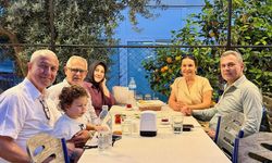 Siyasette nezaket rüzgarı: Özçelik ve Tavlı aynı masada