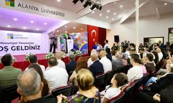 Alanya Üniversitesi 119 mezun daha verdi