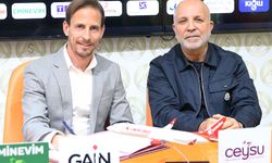 Alanyaspor Teknik Direktörü Pereira; “Ligde kalırız” dedi.