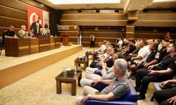 Mercek altındalar! Alanya’nın gündemi Barlar Sokağı