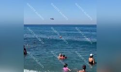 Alanya’da gizemli helikopter! Herkes şaşkın, çok alçak uçuş…