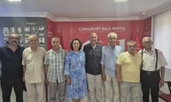 CHP Alanya'da önceki başkanlar toplandı
