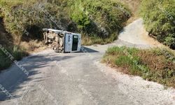 SON DAKİKA! Alanya'da minibüs devrildi: Çok sayıda yaralı var