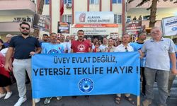 Alanya'da işi gücü bıraktılar: "Üvey evlat değiliz"