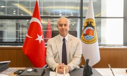Başkan Özçelik, 30 Ağustos Zafer Bayramı’nı kutladı