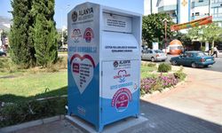 Alanya'da şaşırtan olay: Kumbarayı kırdı, içindekileri bıraktı