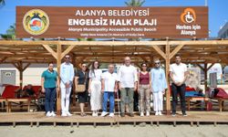 Alanya Belediyesi Engelsiz Halk Plajı'na ilk yılda yoğun ilgi