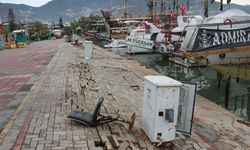 Alanya’da çökme tehlikesi devam ediyor