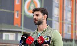 "Alanyaspor'u daha iyi seviyeye taşımayı hedefliyorum"