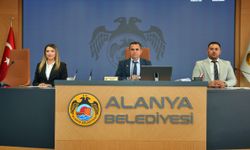 Alanya’da zor olan yapıldı! İskele dönüşüyor, kışa hazırlık ve organizasyonlar tamam