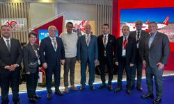 Alanya heyeti, tur operatörleriyle masaya oturdu