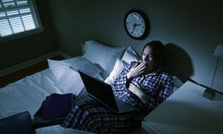 Gece geç yatanlara 25 bin lira ödenecek