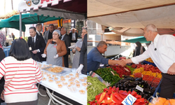 Dualar Durbay’a: Özçelik’ten lokma dağıtımı ve esnaf ziyareti