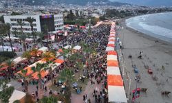 Alanya Noel Pazarı, yarın kapılarını açıyor