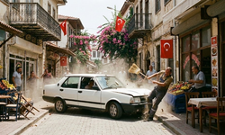 Alanya’da kaldırım bile riskli! Esnaf ve 8 yaşındaki çocuk…