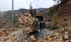 Alanya’da ulaşım seferberliği: Kar ve heyelana geçit yok