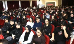 Alanya’da karne coşkusu: 64 bin öğrenci tatile koştu!