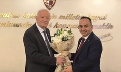 Alanya Esnaf Odası’nda bayrak değişimi: Nuri Demir görevi devretti