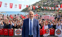 Alanya’da minibüsçülerin derdine derman olacak: Efsane başkan Doğan Bacak geliyor