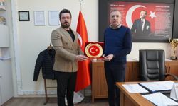 EMŞAV’dan Hayate Hanım İlkokulu’na destek