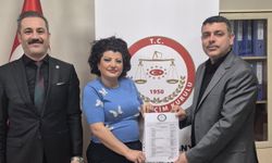 Alanya’da başkan Hüseyin Gök, mazbatayı aldı