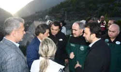 Protokol sahada, siyasiler ayakta: Alanya’da yaşananlar dönüşüm için bir fırsat mı?