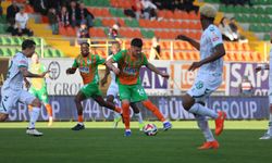 Alanyaspor dolu dizgin: Konyaspor’u eli boş gönderdi!
